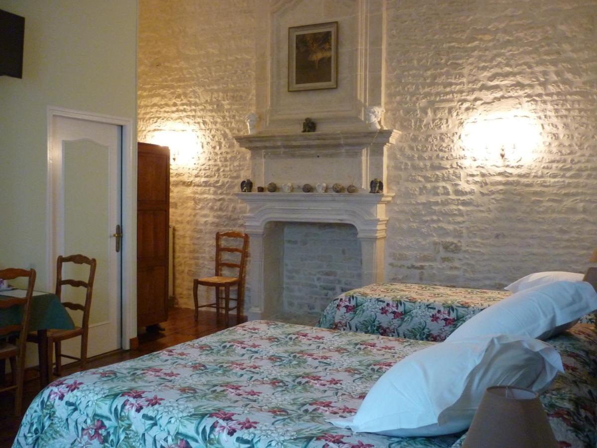 Le Logis De Faugerit Bed & Breakfast Frontenay-Rohan-Rohan Ngoại thất bức ảnh